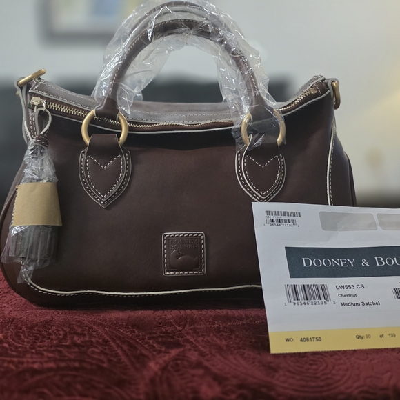 Dooney & Bourke Handbags - BNWT Dooney & Bourke Chestnut Leather Medium Satchel
